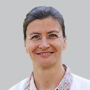 Doreen Gruber, MD, a senior physician at Kliniken Beelitz, in Germany Dr Doreen Gruber