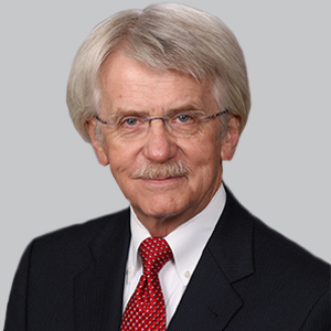 Ronald Petersen, MD, PhD, director of mayo clinic alzheimer disease research center and mayo clinic study of aging Dr Ronald Petersen