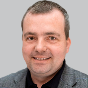 Tjalf Ziemssen, MD, professor of Clinical Neuroscience, head, Multiple Sclerosis Center and Neuroimmunological Laboratory, and director, Division of Neurometabolism, University Clinic Carl-Gustav Carus Dr Tjalf Ziemssen