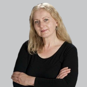 Dr Yvonne Naegelin